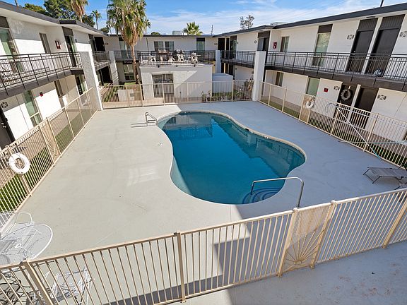 2nd image of 5570 E Hampton St #205
