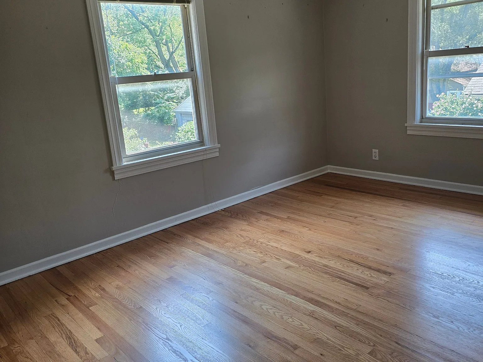 2 bed, 1.5 bath, 1225 sqft, $1,299 — Photo 4