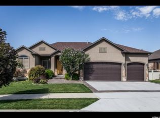 11516 S Mach Schnell Dr, Sandy, UT 84094