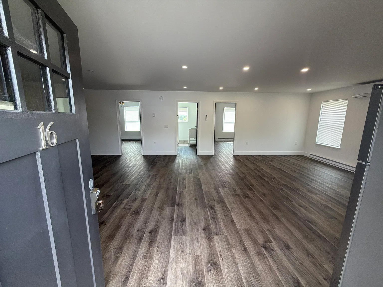 Blake Court — Photo 3