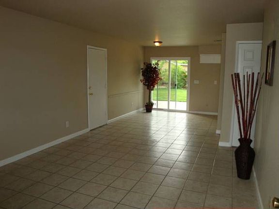 2nd image of 12092 Washburn Ave