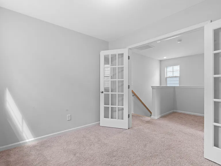 837 Peony Ln — Photo 20