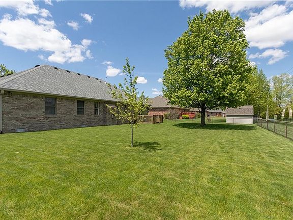 2nd image of 469 Meadows Dr
