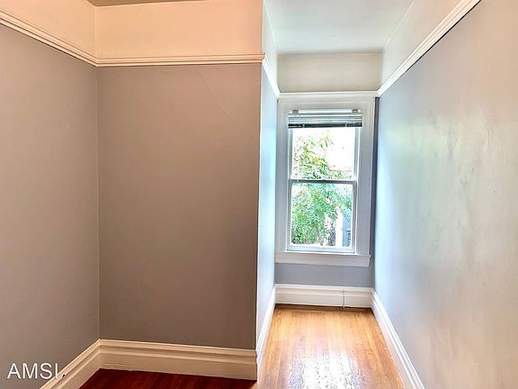 4th image of 1657 Waller St