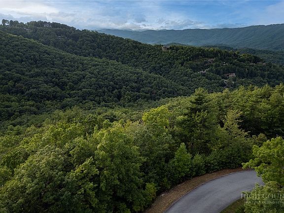 3rd image of 352 Pepperroot Road