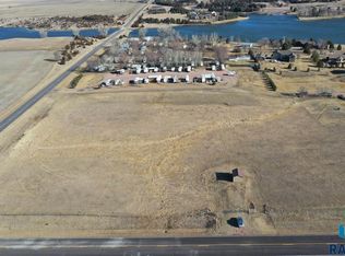 45102 262nd St, Canistota, SD 57012