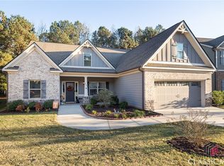 208 Meeler Cir, Bogart, GA 30622