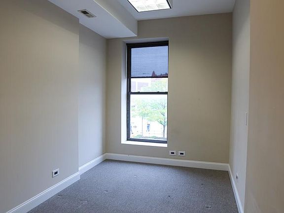 2nd image of 1580 N Clybourn Ave #2