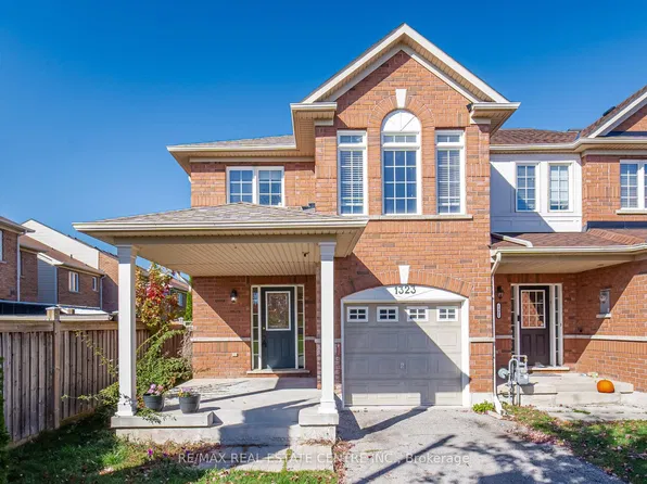 1323 Menefy Pl, Milton, ON L9T 7E2