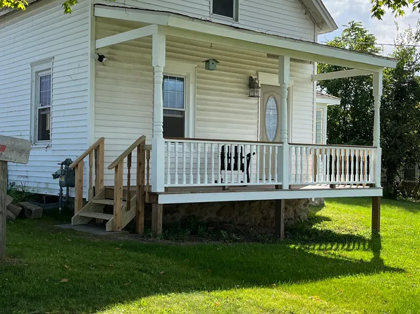 17 Grove St, Danbury, CT 06810