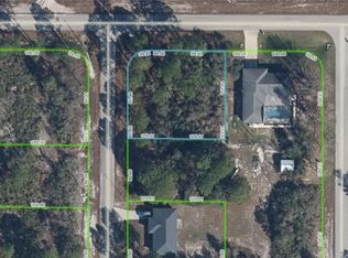 836 Apache St NW, Lake Placid, FL 33852