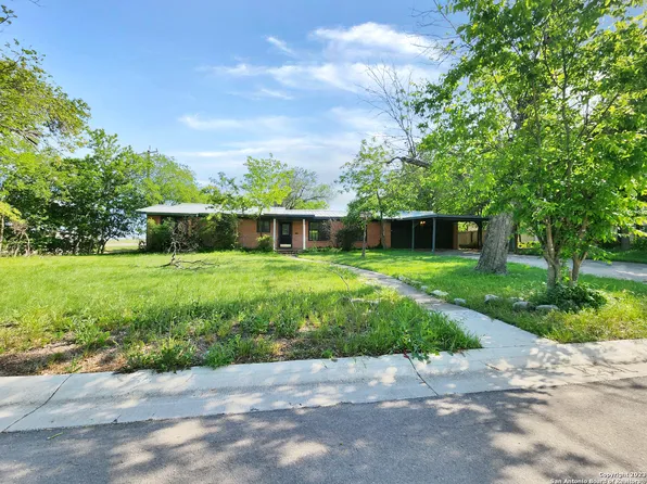 844 Elizabeth Rd, Terrell Hills, TX 78209