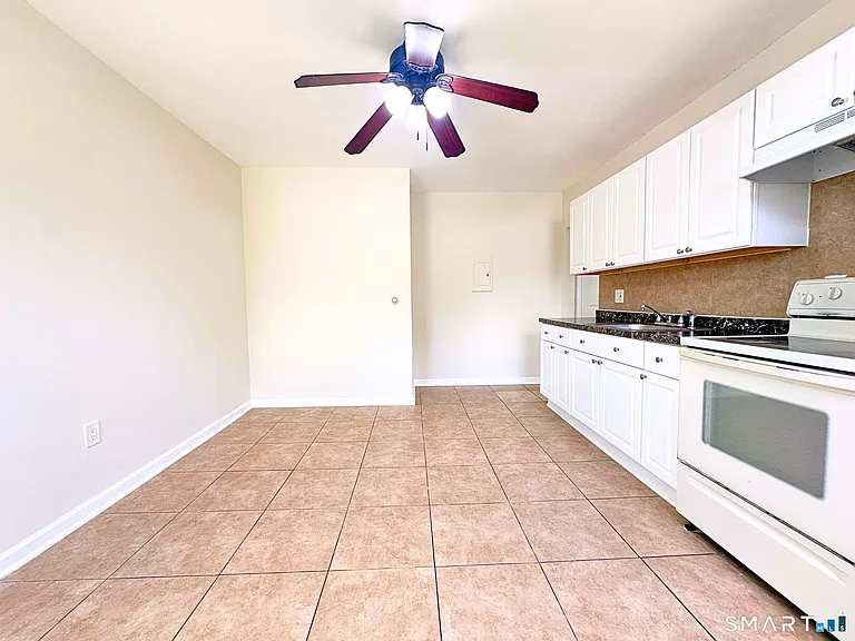 28 Sexton St #3N — Photo 14