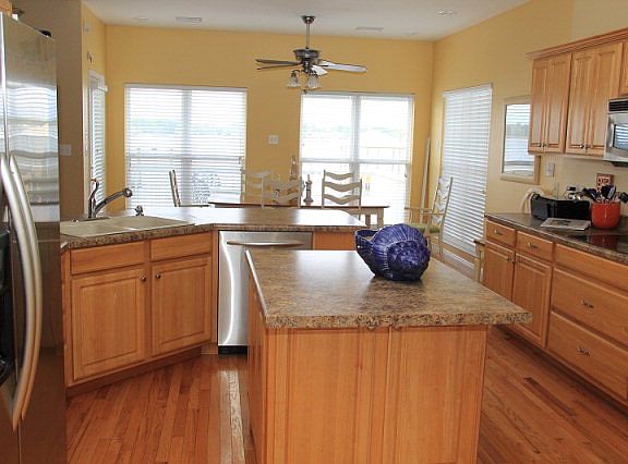 2nd image of 1468 Sandpiper Ln