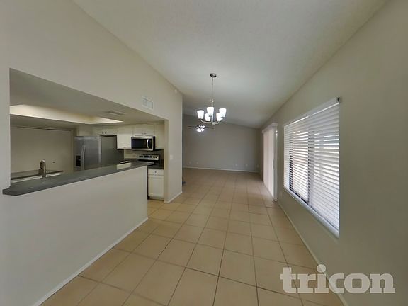 4th image of 7631 W Cheryl Dr