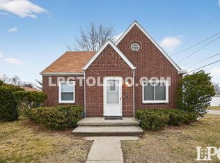 667 Caswell Ave, Toledo, OH 43609