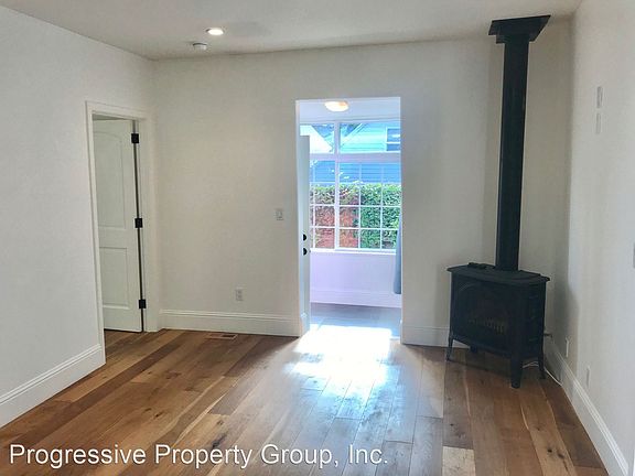 5th image of 620A 29th St