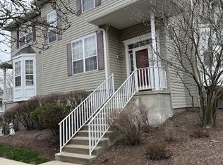 27 Briar Ln, Flemington, NJ 08822