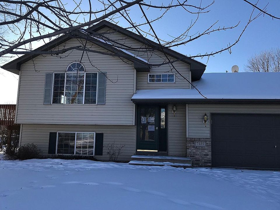1st image of 7489 Wellington Dr