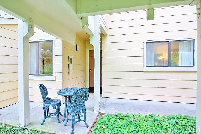 1st image of 2202 Wildflower Ct