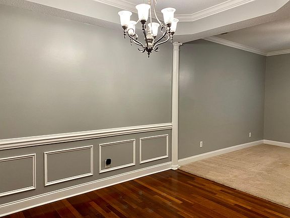 4th image of 124 Barfield Way