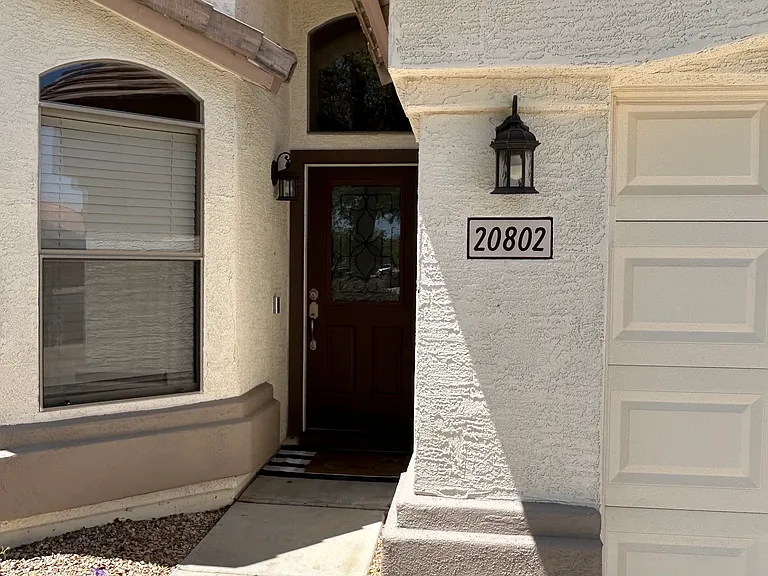 20802 N 38th Pl — Photo 3