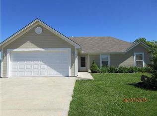 629 E Orchard St, Odessa, MO 64076