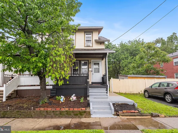 34 Francis Ave, Hamilton, NJ 08629