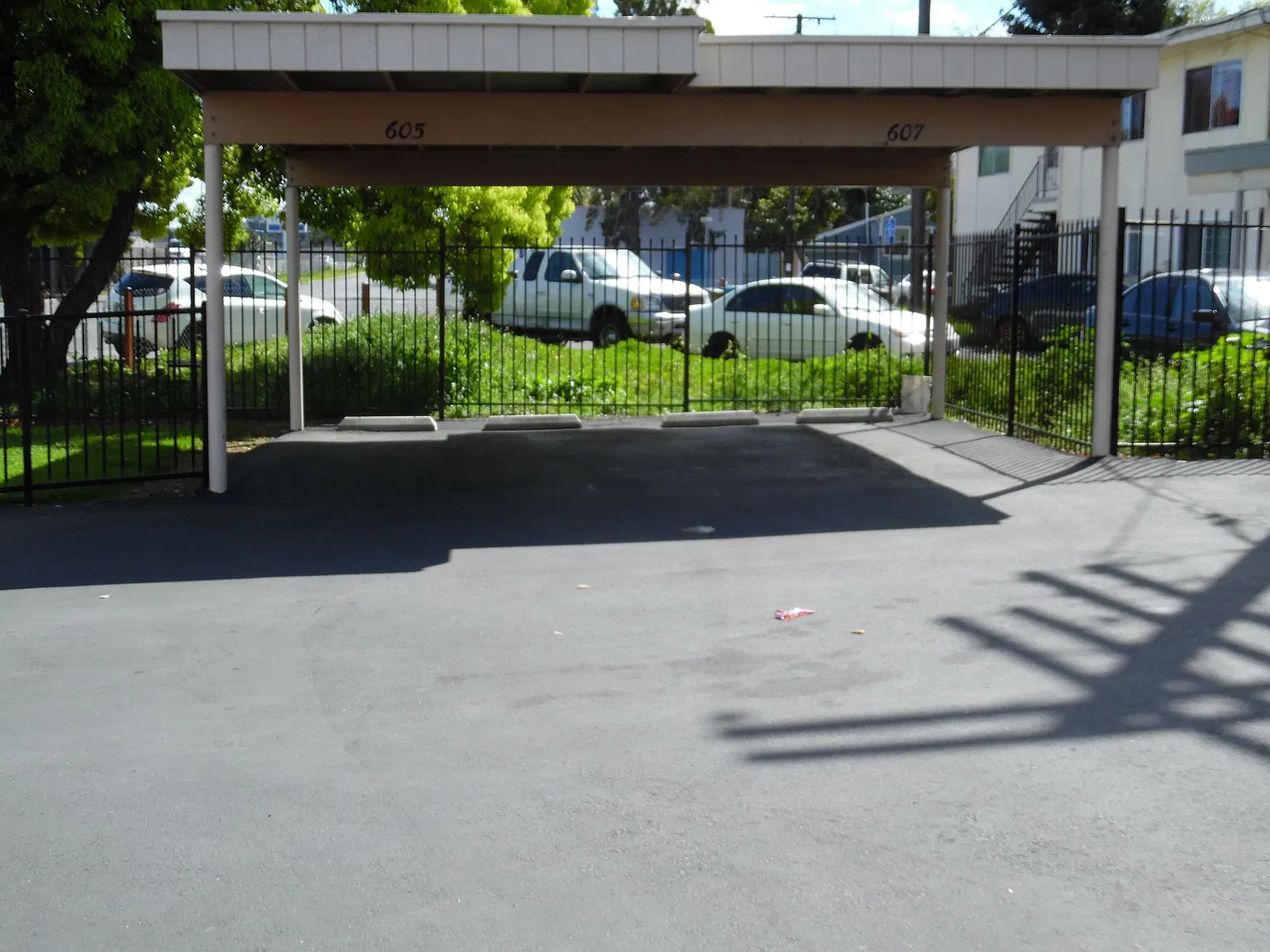 2 bed, $1,350 — Photo 2
