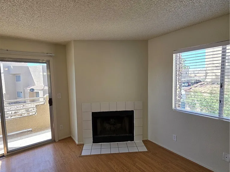 2200 Highpointe Dr #201 — Photo 47
