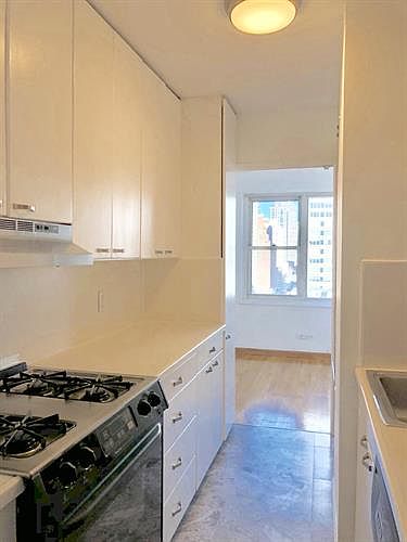 1st image of 1478 1st Ave #15K