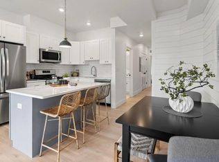 138 Centre St #1, Boston, MA 02124