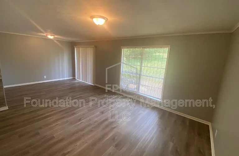 2582 Capewood Dr — Photo 10