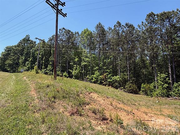 2nd image of Lockhart Hwy