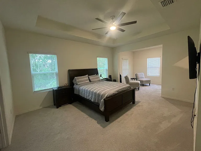 13616 NW 14th Pl — Photo 14
