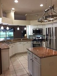 5th image of 12210 Creek Edge Dr