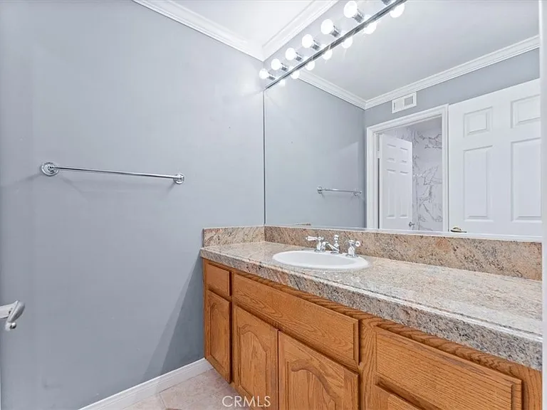 2634 N Waterford St — Photo 14