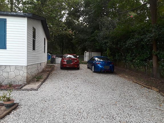 4th image of 14200 SE 58th Ct