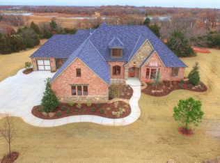 1332 Abberly Cir, Arcadia, OK 73007