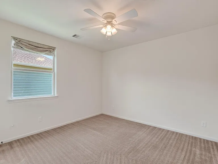 74 S Sawbridge Cir — Photo 38
