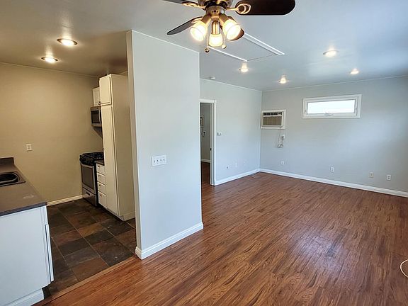4th image of 12343 Rose Dr