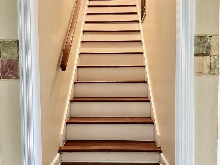 1420 Aldenwood Ln — Photo 14
