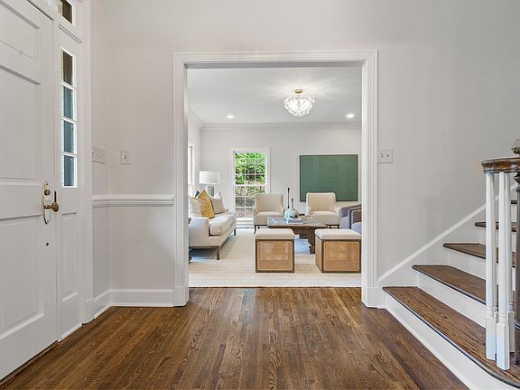 5th image of 3022 Weatherton Dr