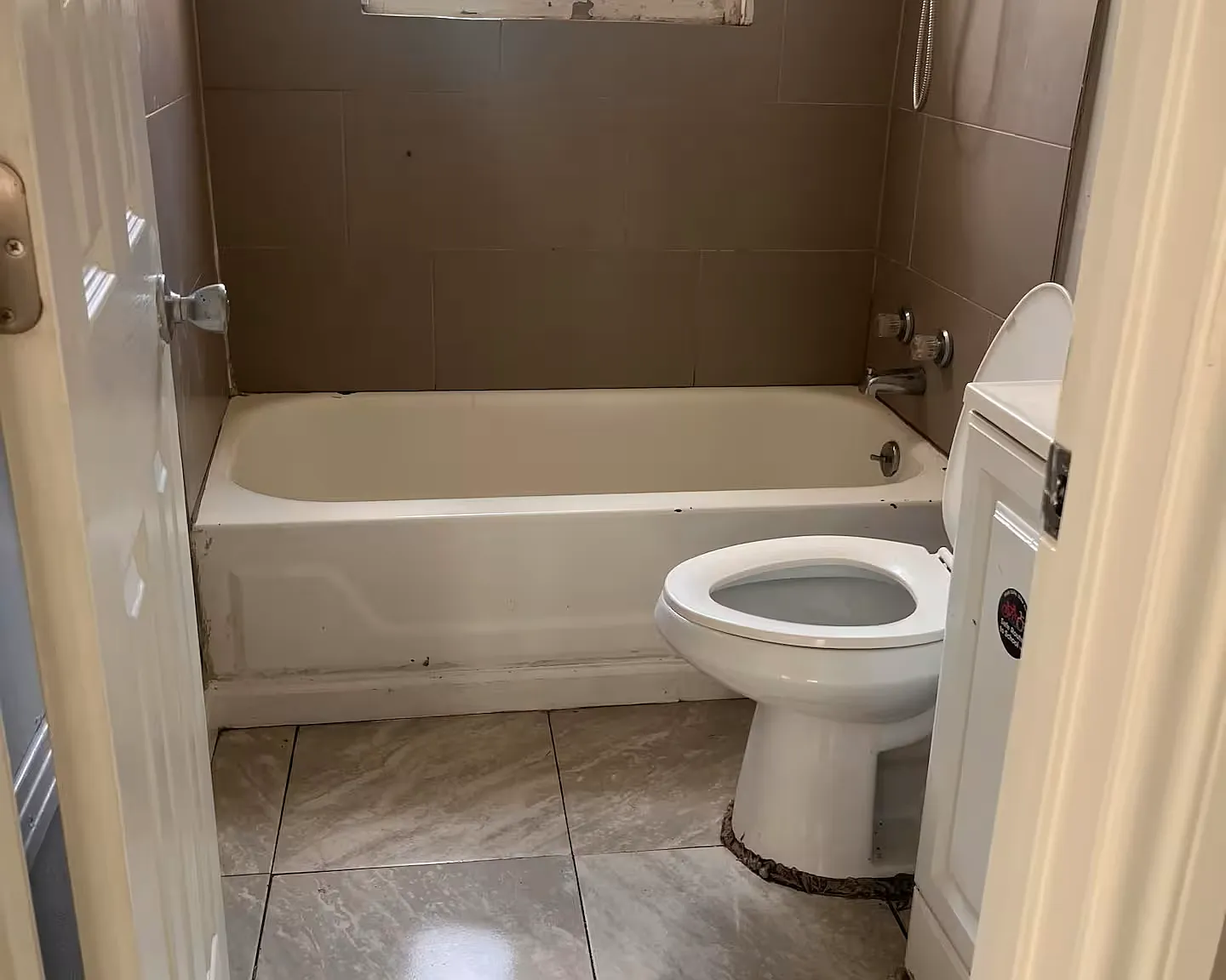 2 bed, 1252 sqft, $2,800 — Photo 2