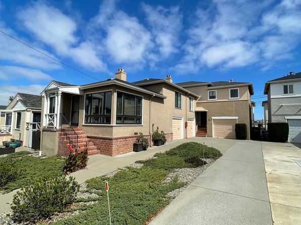 208-212 Pinehurst Way #208