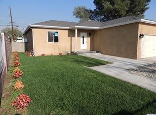 8446 Rincon Ave, Sun Valley, CA 91352