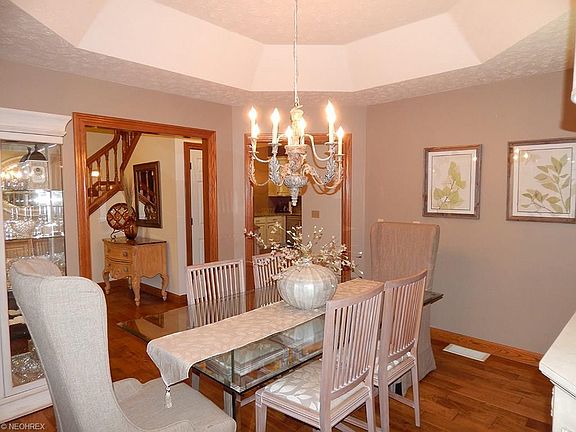 5th image of 1087 Ashwood Ln