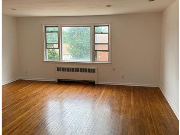 205 W Post Rd APT 2H