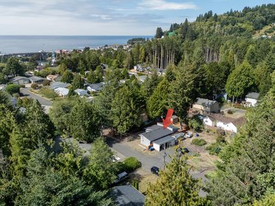 525 SE Melody St, Depoe Bay, OR, 97341