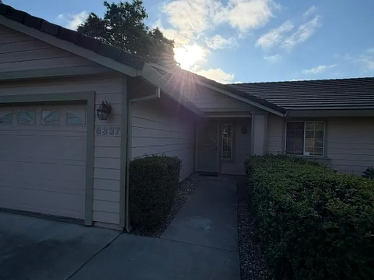 6337 Lincoln Ave — Photo 2
